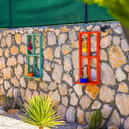 Bird House Villa *