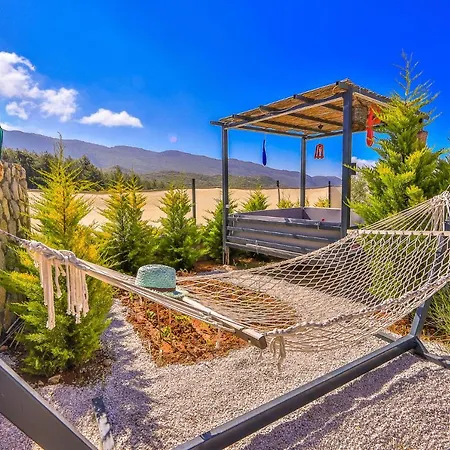 Bird House Villa *